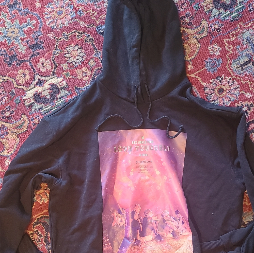 BTS LOVE YOURSELF TOUR SEOUL hoodie